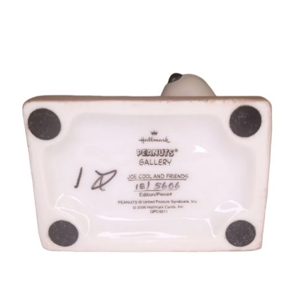 2000 Snoopy & Woodstock "Joe Cool & Friends" Hallmark Peanuts Figurine - Picture 6 of 11